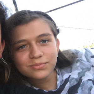 Meet your Posher, Isabella